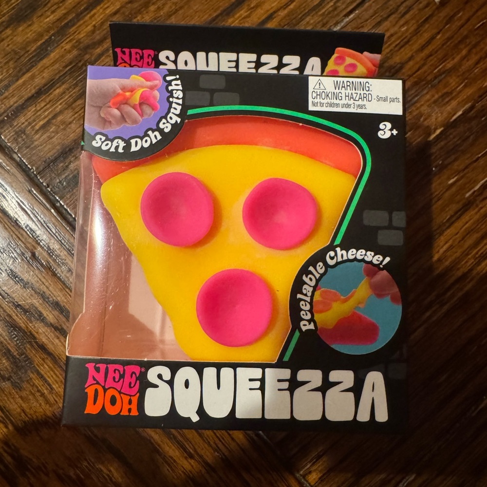 NeeDoh Squeezza Pizza Brand New Rare